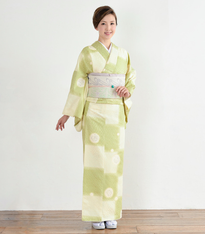 洗える小紋着物 反物 市松ボカシ ポリエステル❣️要仕立て❣️② お仕立済み・袷】洗える小紋（ジャカード織）（市松ぼかし