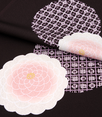 お仕立付き・袷】東レ シルック 洗える小紋（万寿菊：こげ茶）（お誂え