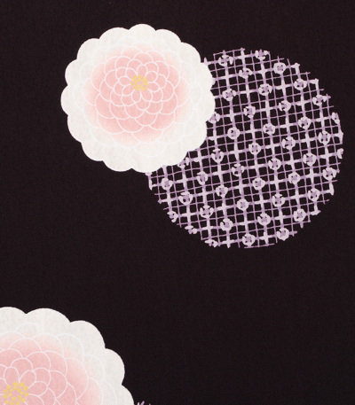 お仕立付き・袷】東レ シルック 洗える小紋（万寿菊：こげ茶）（S・M