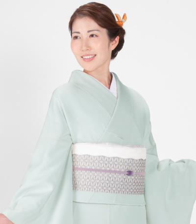お仕立済み】紋紗八寸名古屋帯(変わり麻の葉:ホワイト) 化繊 お仕立済み】紋紗八寸名古屋帯(変わり麻の葉:ホワイト) 化繊