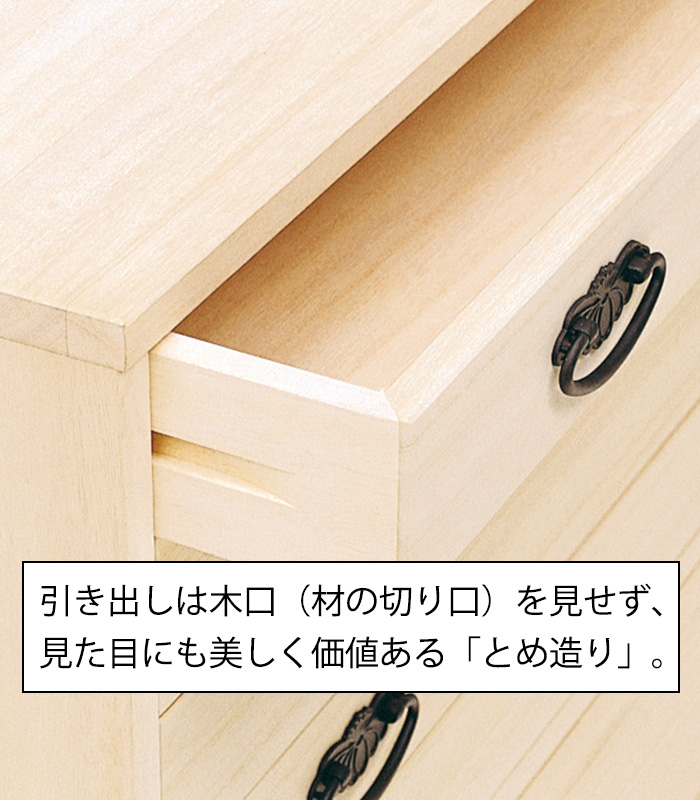 �\�y